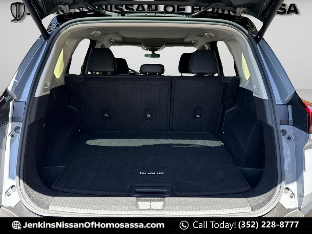 Certified 2023 Nissan Rogue SV w/ SV Premium B Package image 21