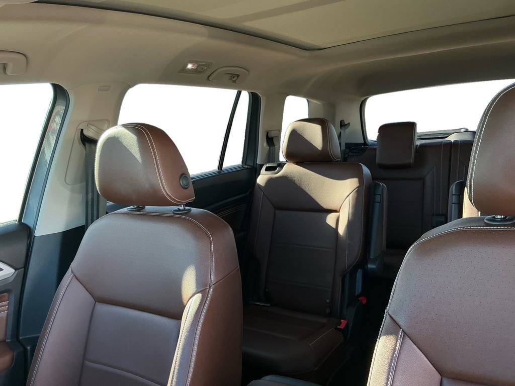 Used 2021 Volkswagen Atlas SEL R-Line image 23