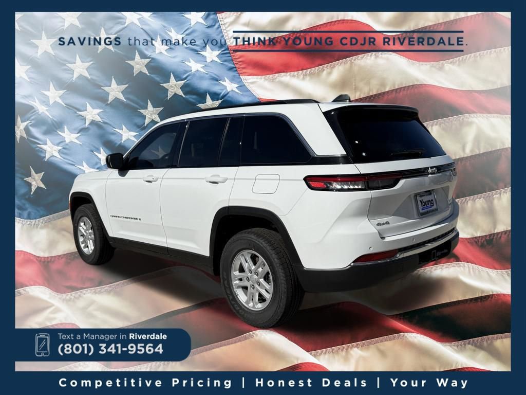 New 2025 Jeep Grand Cherokee Laredo w/ Trailer Tow Package image 9