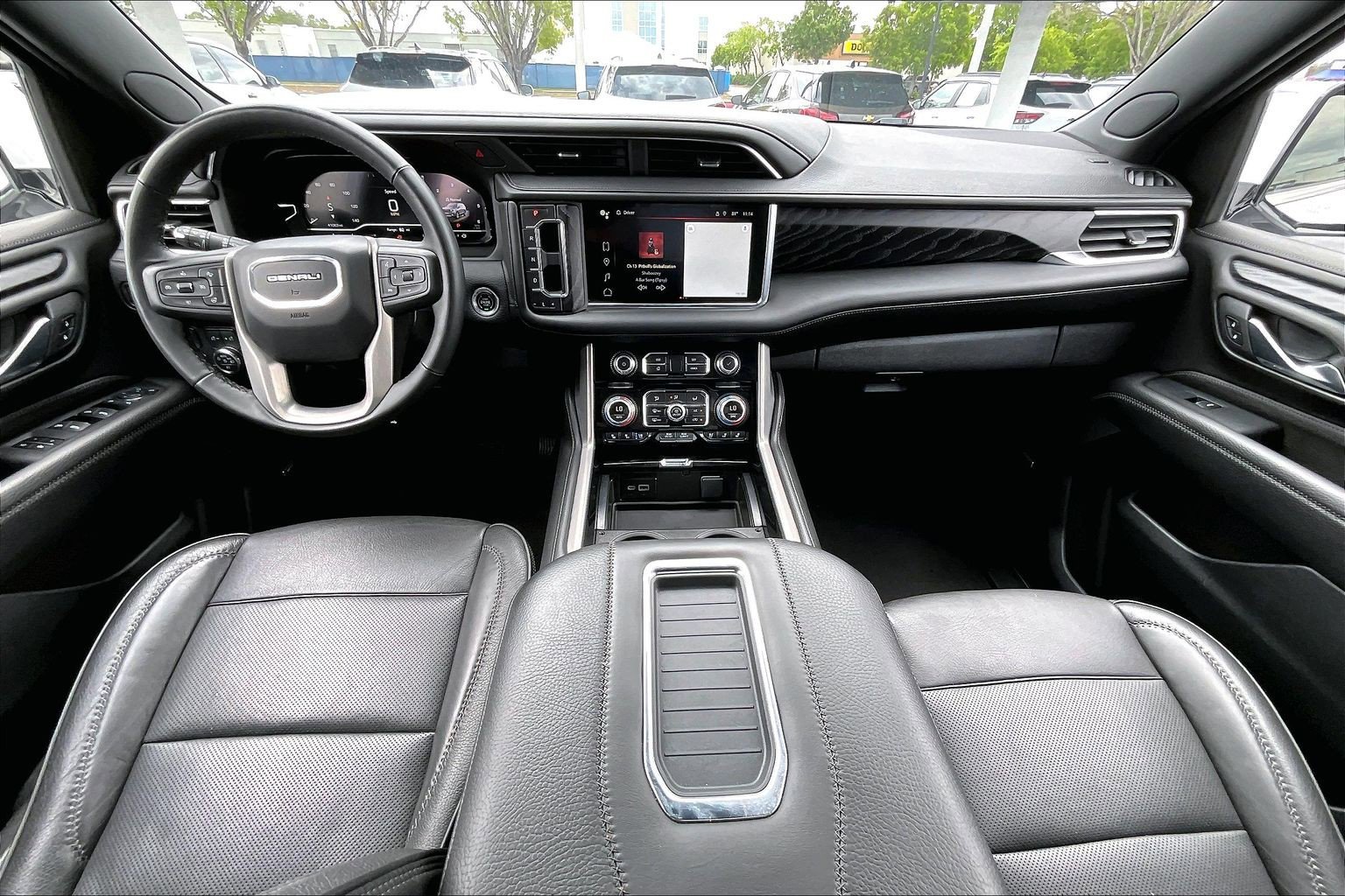 Certified 2024 GMC Yukon Denali RWD image 13