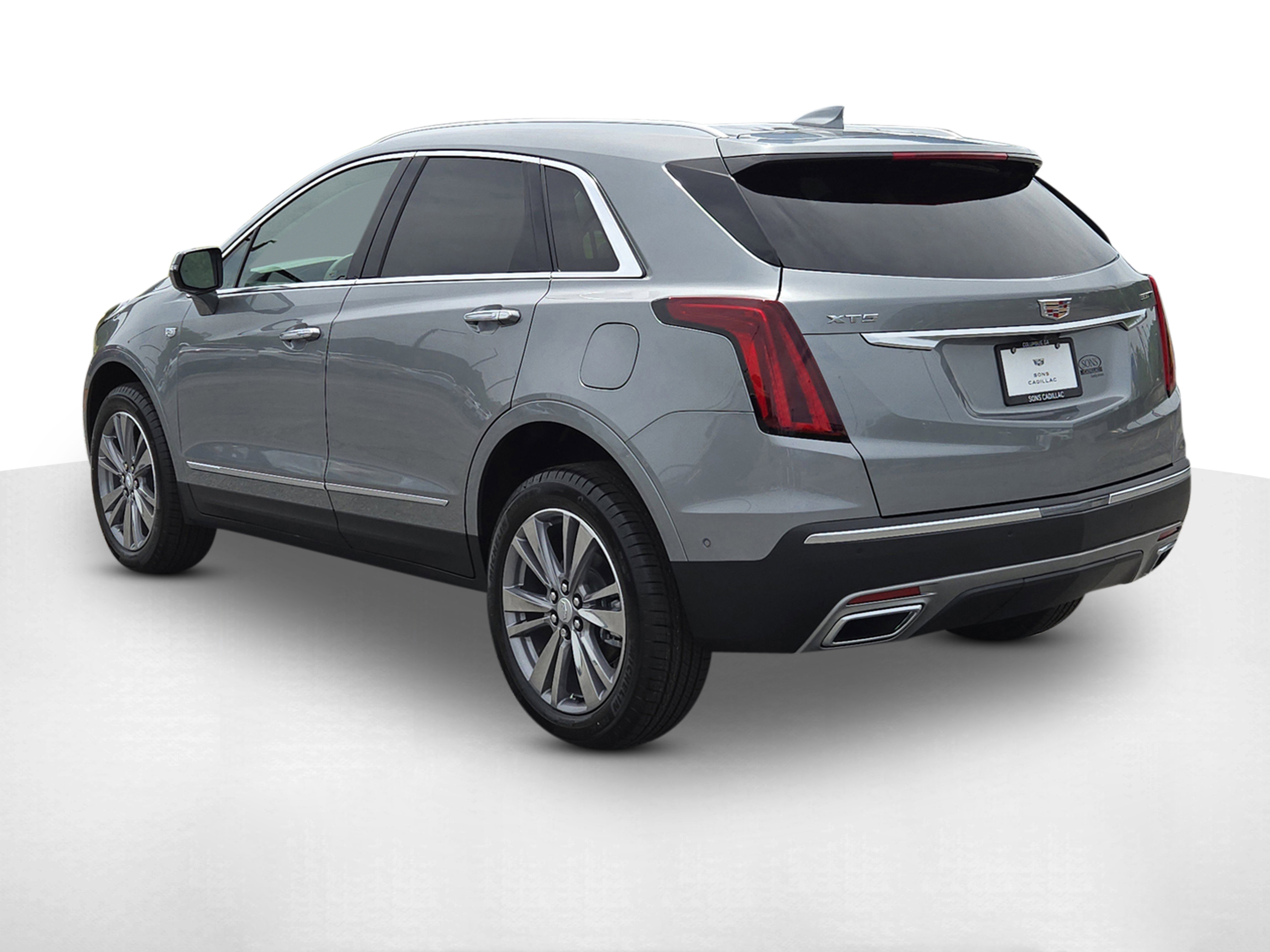New 2026 Cadillac XT5 Premium Luxury w/ LPO, Floor Liner Package image 5
