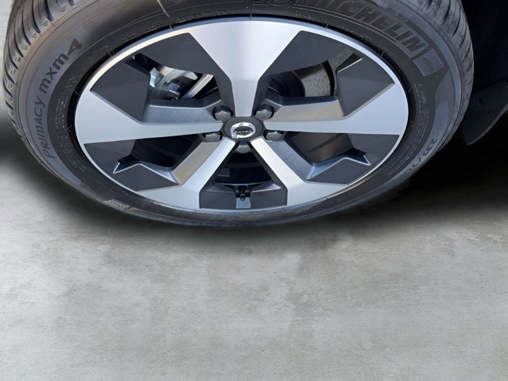 New 2026 Volvo XC40 B4 Core w/ Protection Package FWD image 16