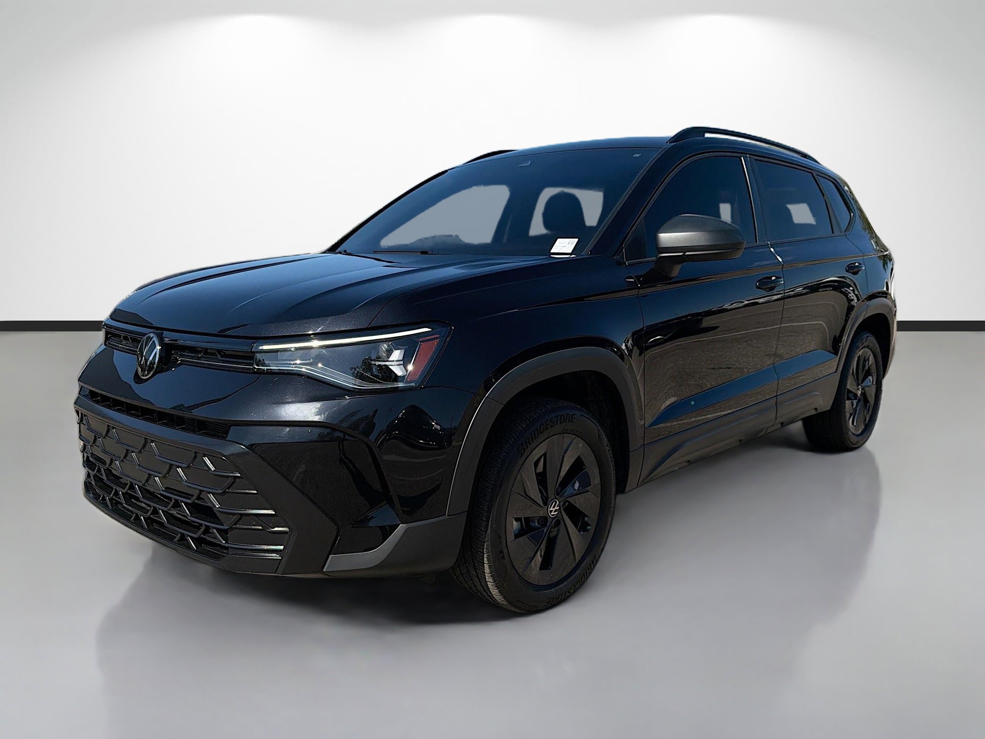 Used 2025 Volkswagen Taos S image 7