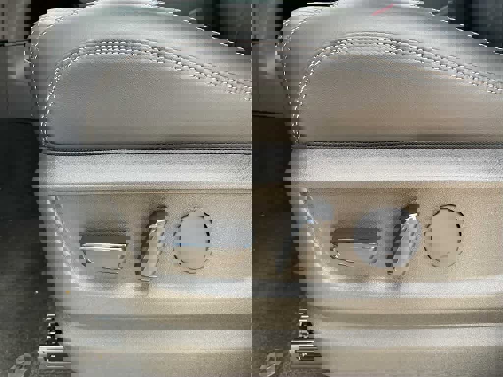 New 2025 Nissan Armada PRO-4X w/ Pro-4X Premium Package image 12