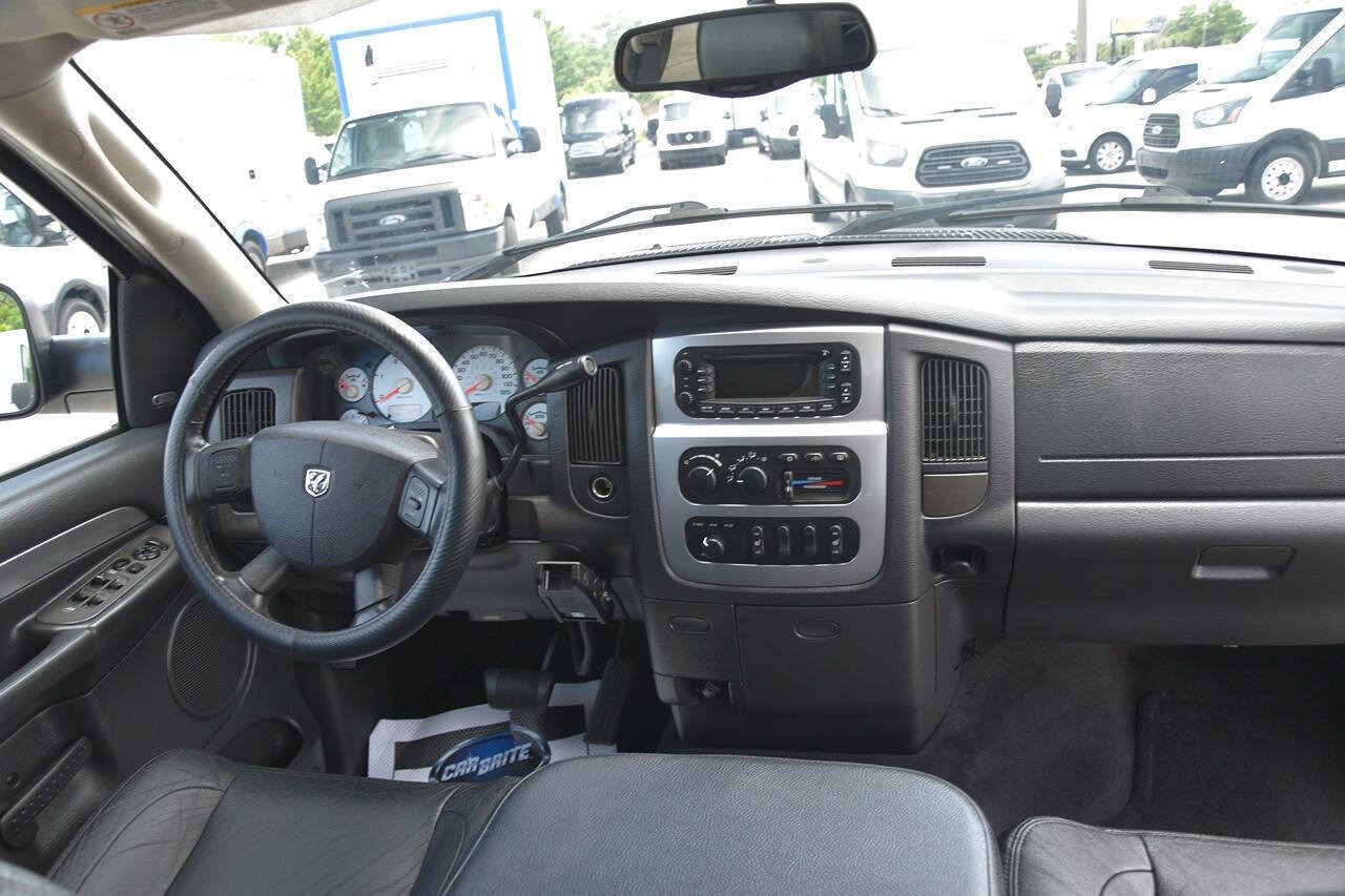 Used 2004 Dodge Ram 3500 Truck SLT w/ Trailer Tow Group AWD/4WD image 17