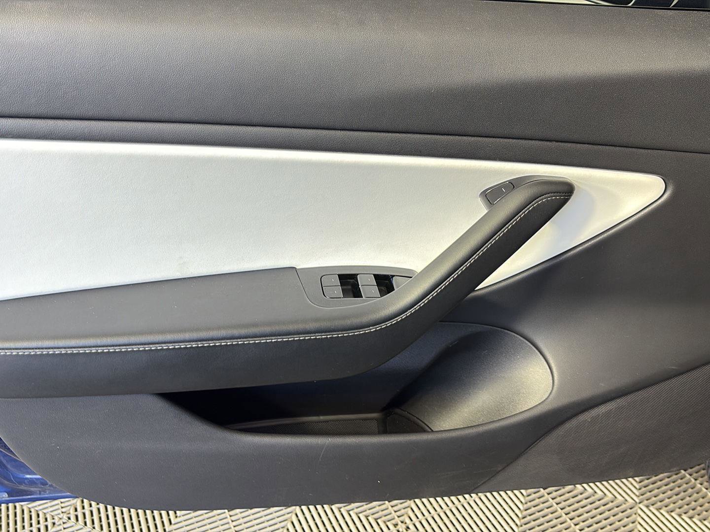 Used 2019 Tesla Model 3 Long Range image 25