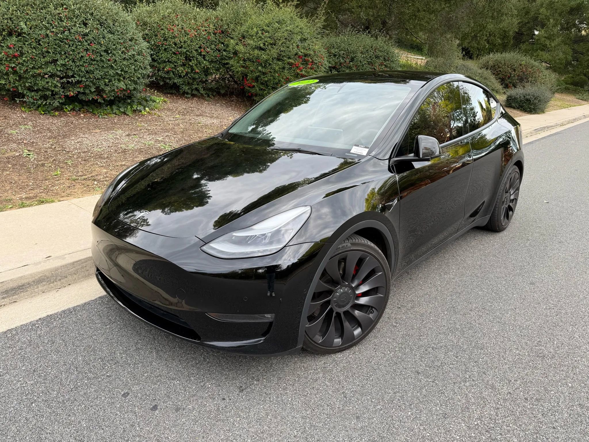 Used 2022 Tesla Model Y Performance image 16