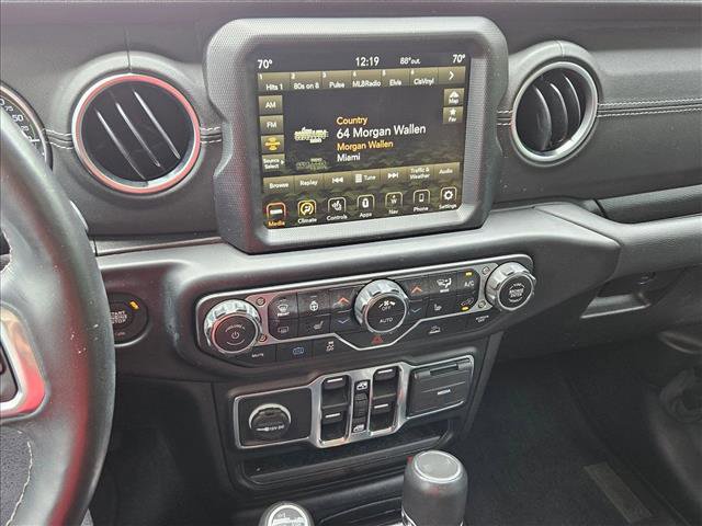 Used 2023 Jeep Wrangler Unlimited Sahara w/ Cold Weather Group AWD/4WD image 13