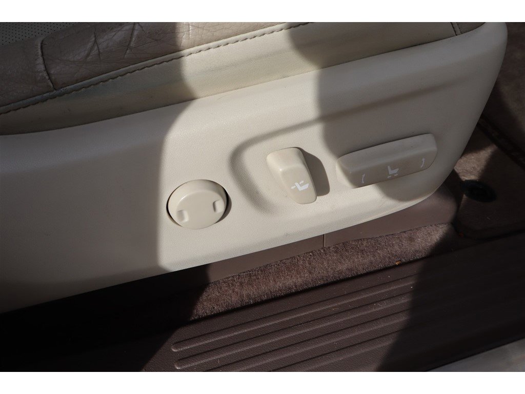 Used 2017 Lexus GX 460 image 26