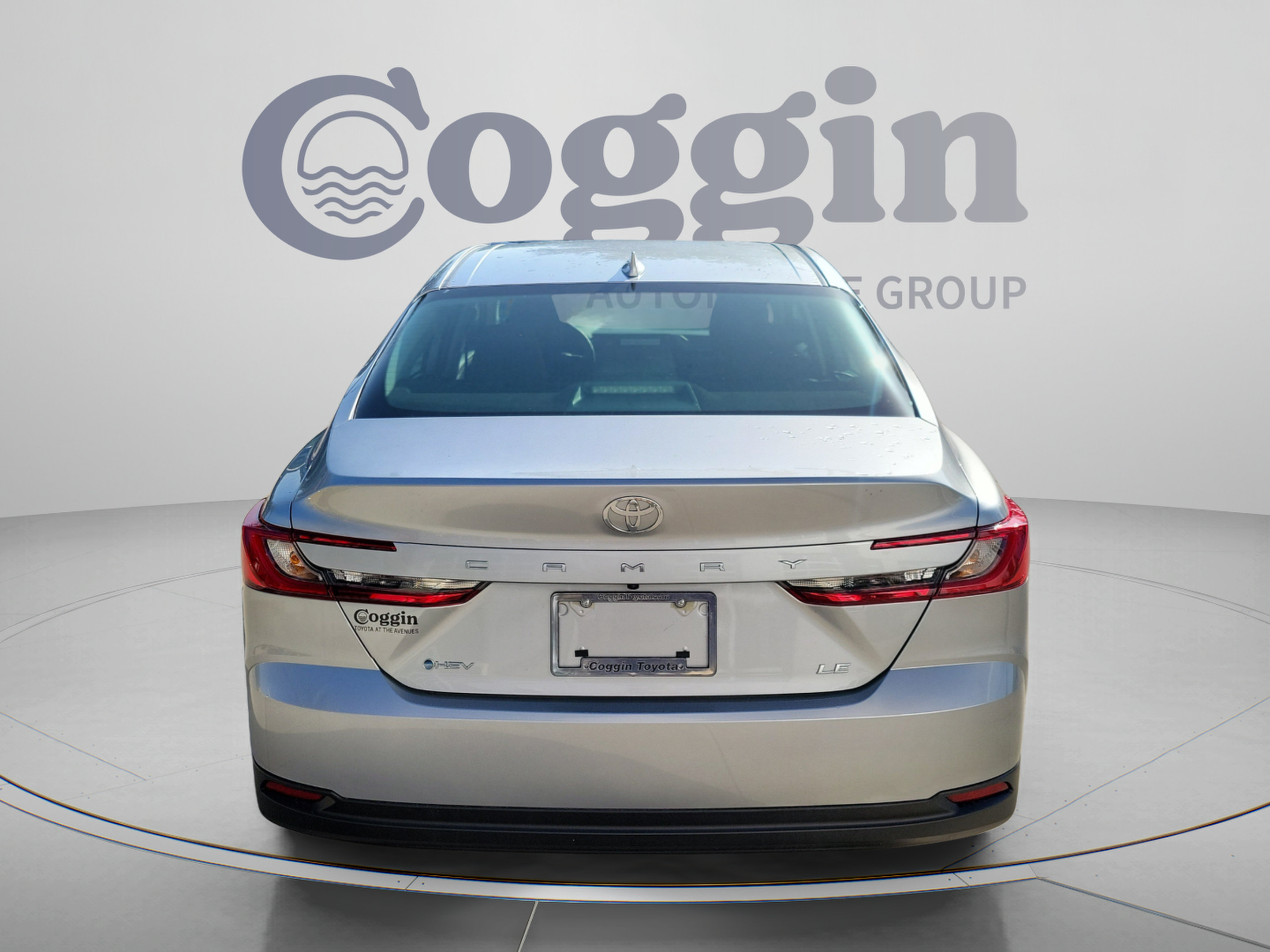 Used 2026 Toyota Camry LE w/ Convenience Package FWD image 3
