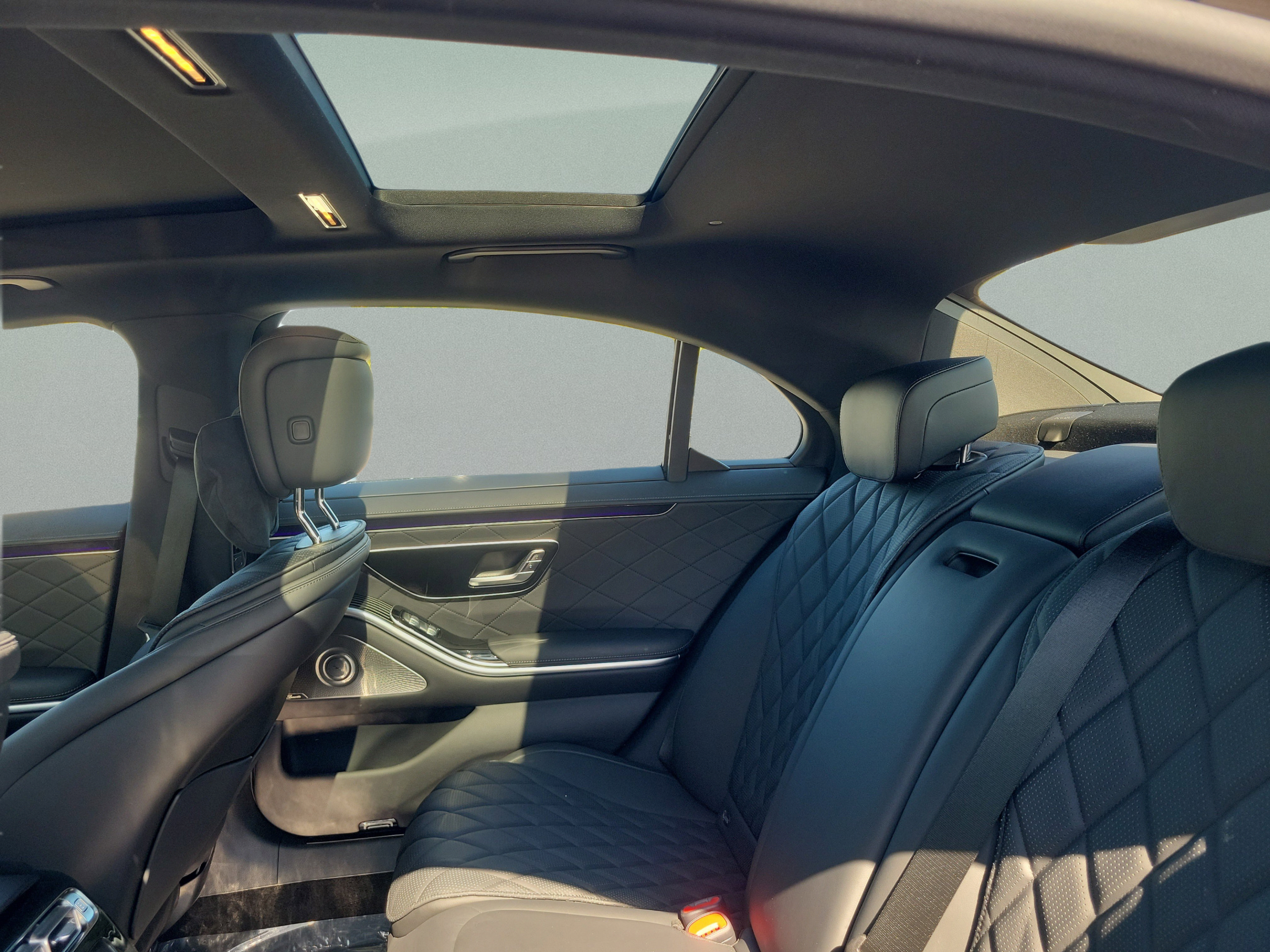 Certified 2025 Mercedes-Benz S 580 4MATIC Sedan image 11