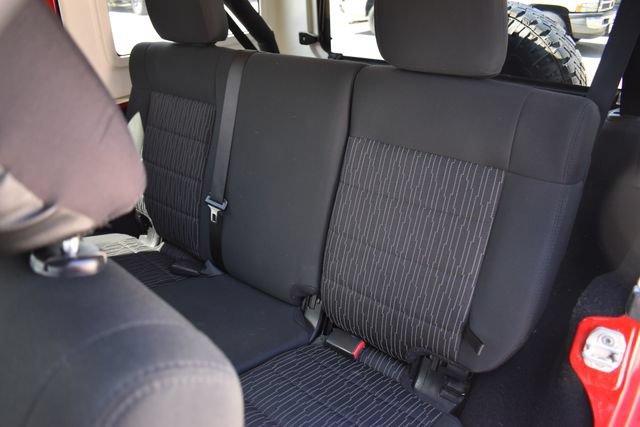 Used 2012 Jeep Wrangler Unlimited Sport AWD/4WD image 20