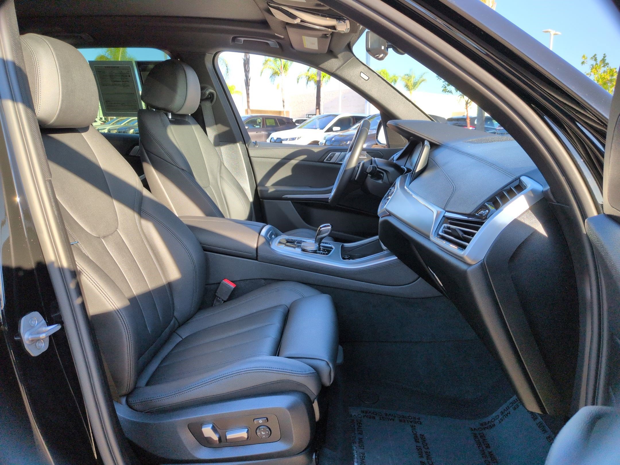 Used 2022 BMW X5 xDrive40i w/ Premium Package AWD/4WD image 33