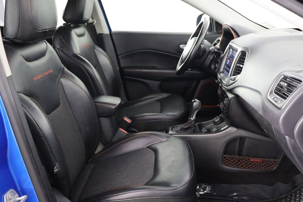 Used 2018 Jeep Compass Trailhawk w/ Cold Weather Group image 18