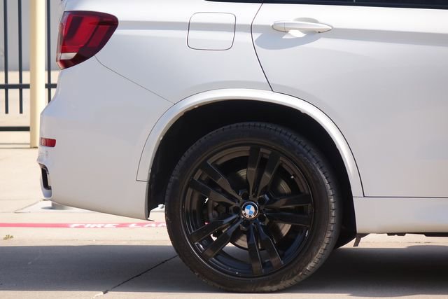 Used 2017 BMW X5 xDrive50i w/ Executive Package AWD/4WD image 17