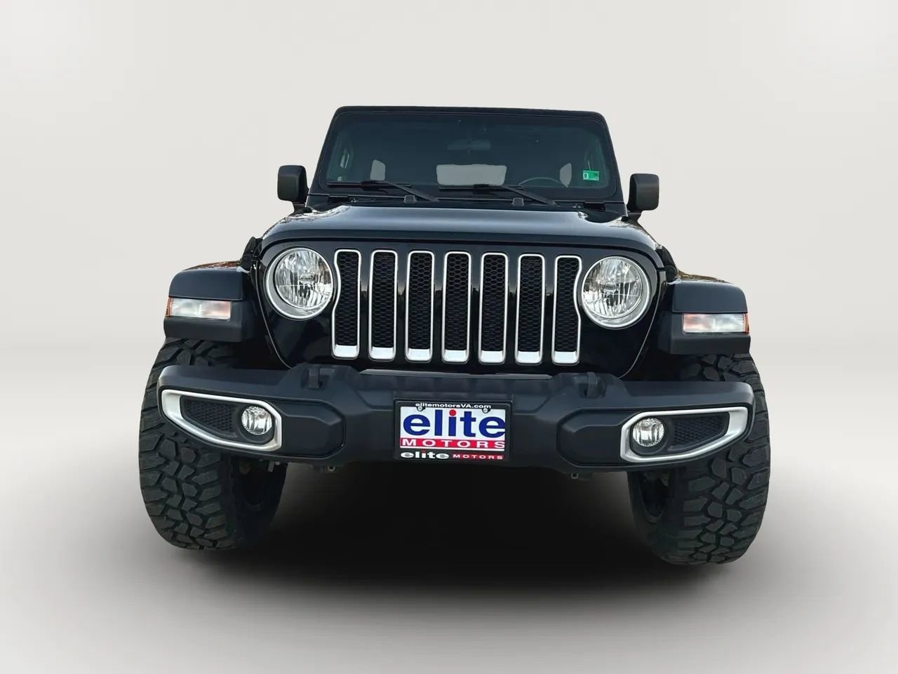 Used 2020 Jeep Wrangler Unlimited Sahara image 8