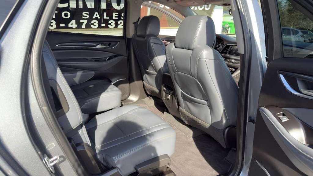 Used 2020 Buick Enclave Essence image 20