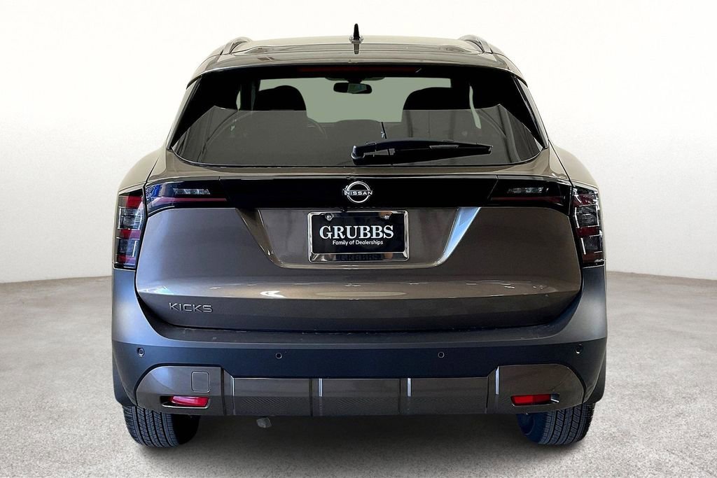New 2026 Nissan Kicks SV w/ SV Premium Package image 8