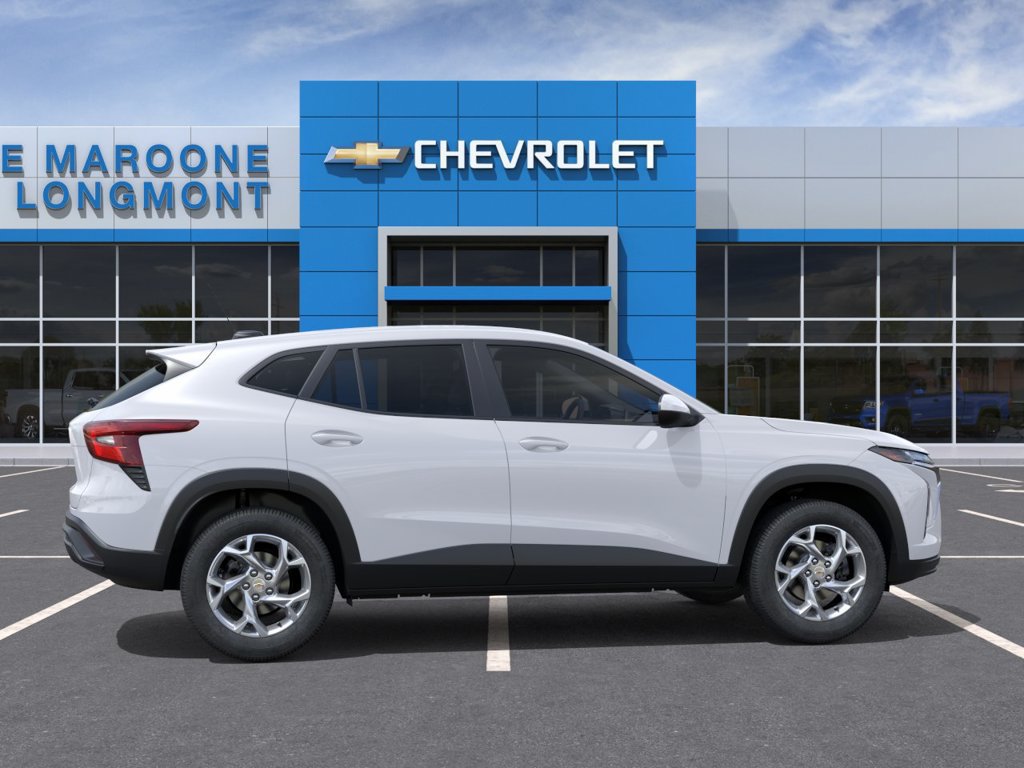 New 2026 Chevrolet Trax LS w/ LS Convenience Package FWD image 5