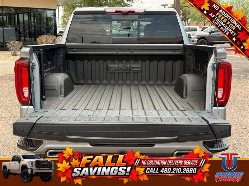 Used 2025 GMC Sierra 1500 Denali w/ Technology Package AWD/4WD image 7