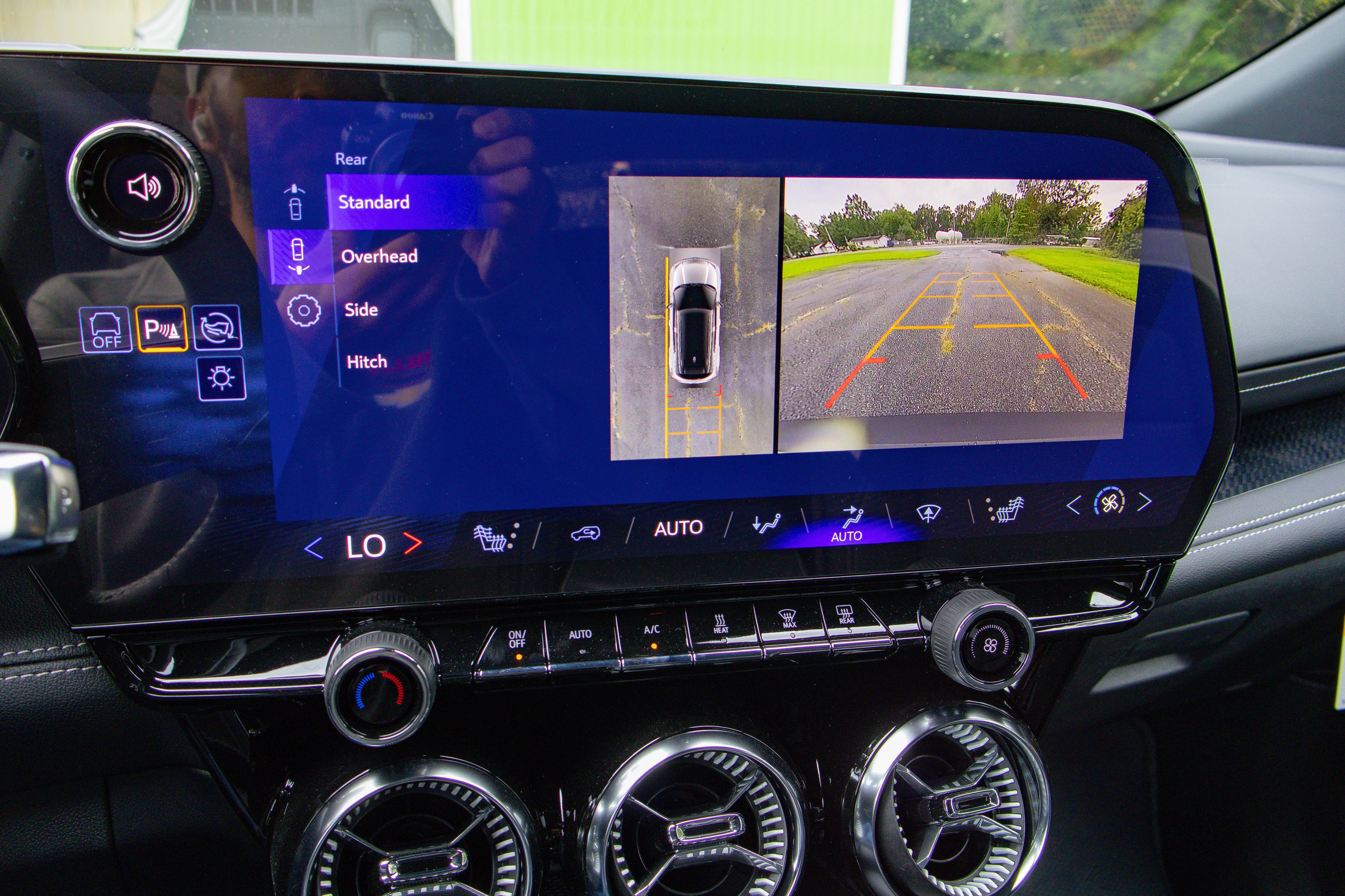 New 2026 Chevrolet Blazer EV LT AWD/4WD image 16