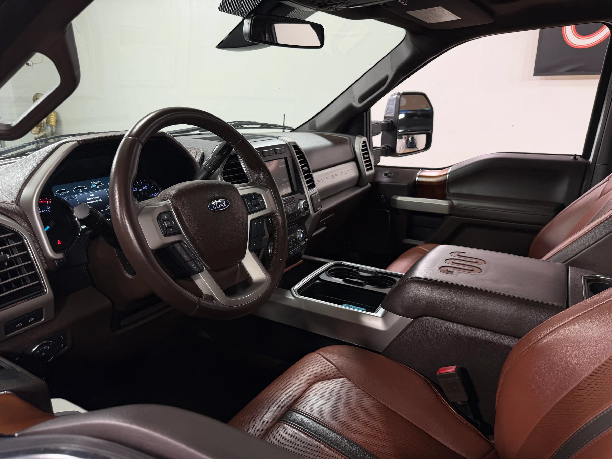 Used 2018 Ford F250 King Ranch w/ King Ranch Ultimate Package AWD/4WD image 15