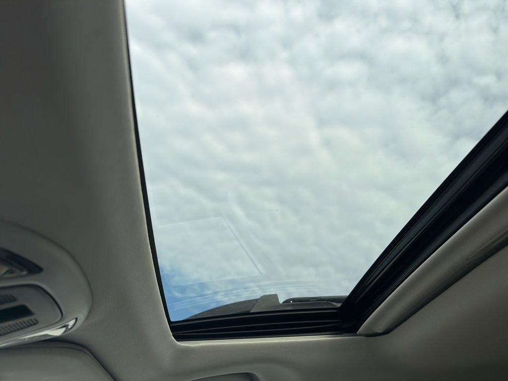 Used 2024 Subaru Outback Limited XT AWD/4WD image 4