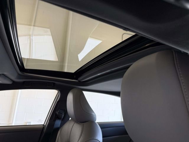 Used 2020 Toyota Avalon Limited w/ Advanced Safety Package image 22