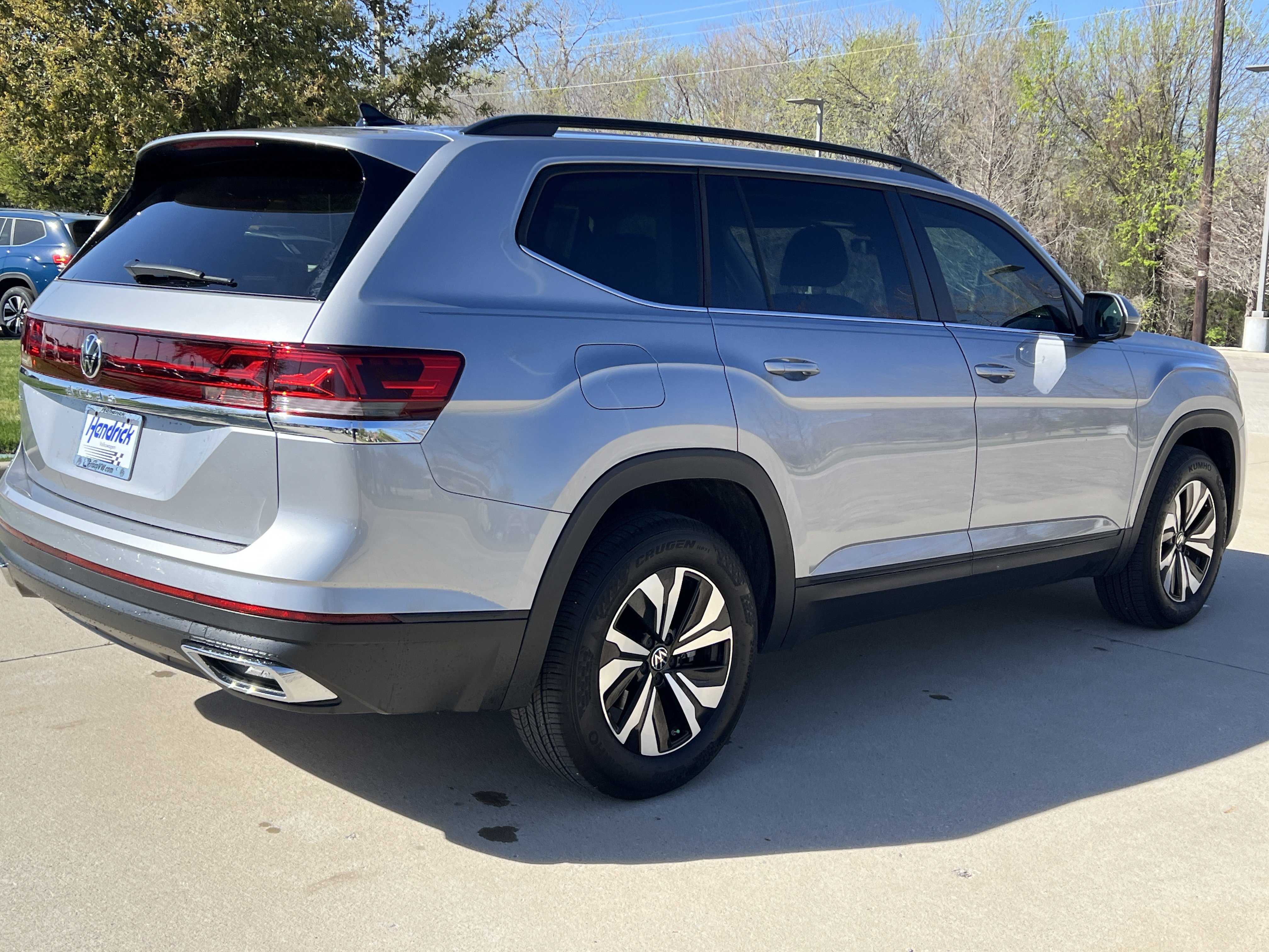 Certified 2026 Volkswagen Atlas SE image 29