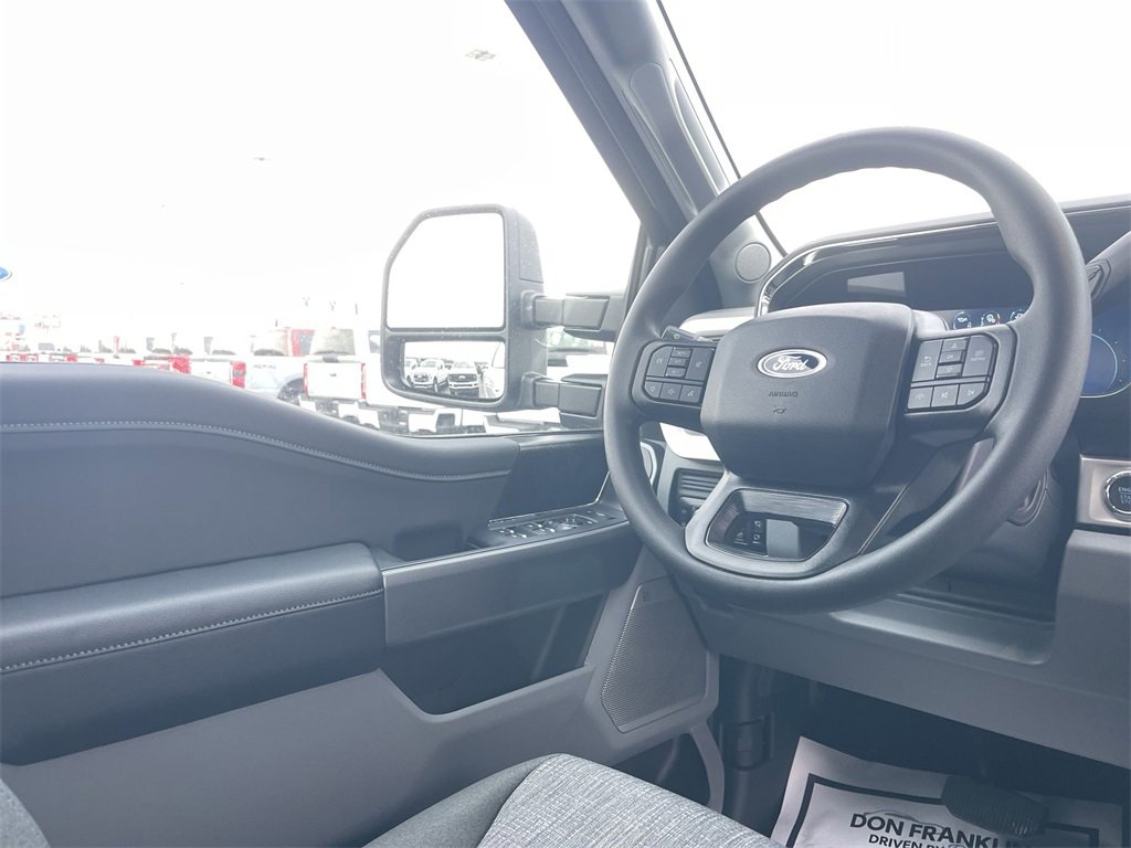New 2026 Ford F250 XLT w/ XLT Premium Package image 13