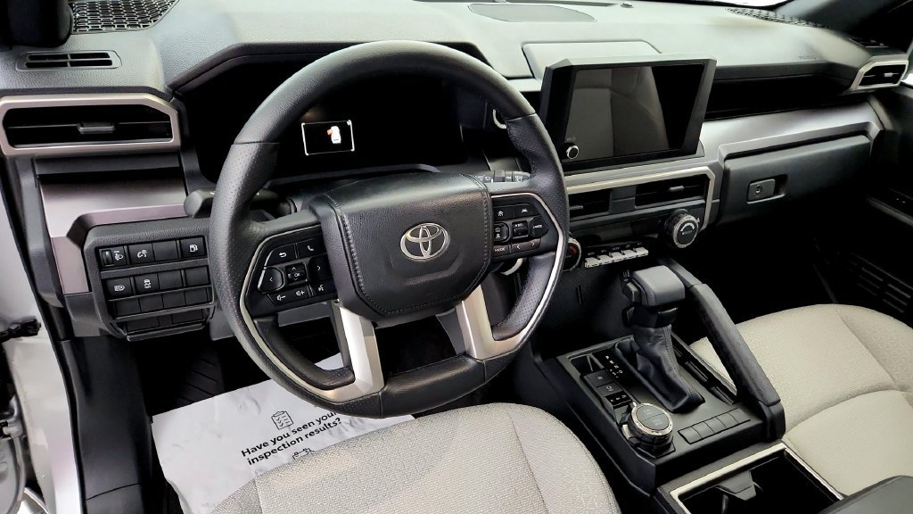 Certified 2025 Toyota 4Runner SR5 AWD/4WD image 22