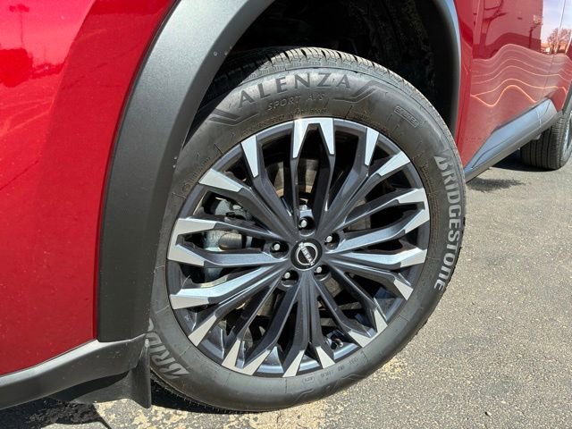 Certified 2025 Nissan Rogue SL w/ Tech Package AWD/4WD image 10