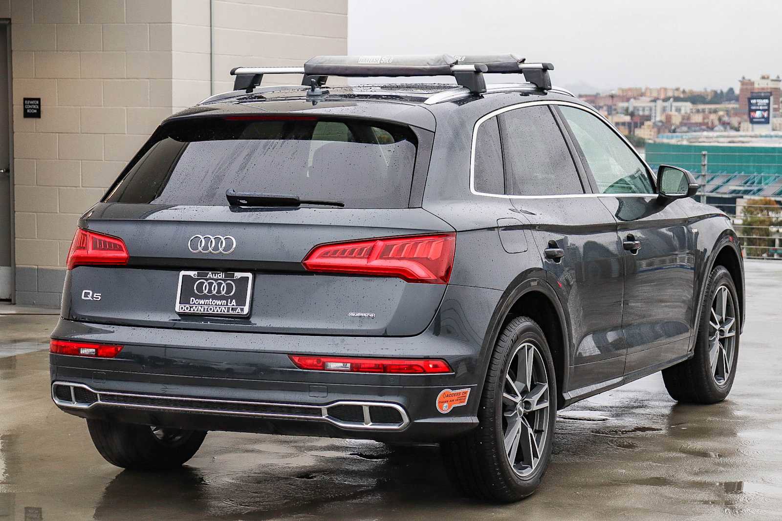 Used 2020 Audi Q5 e Premium Plus w/ Premium Plus Package image 4