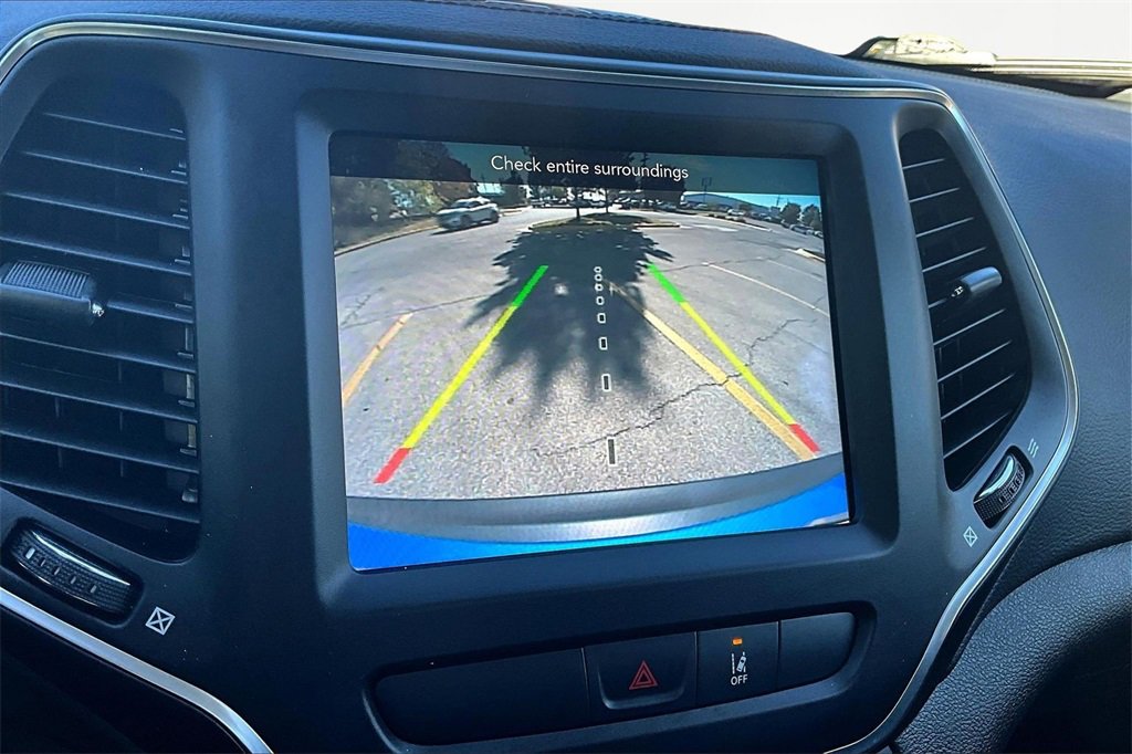 Used 2022 Jeep Cherokee Latitude Lux image 21