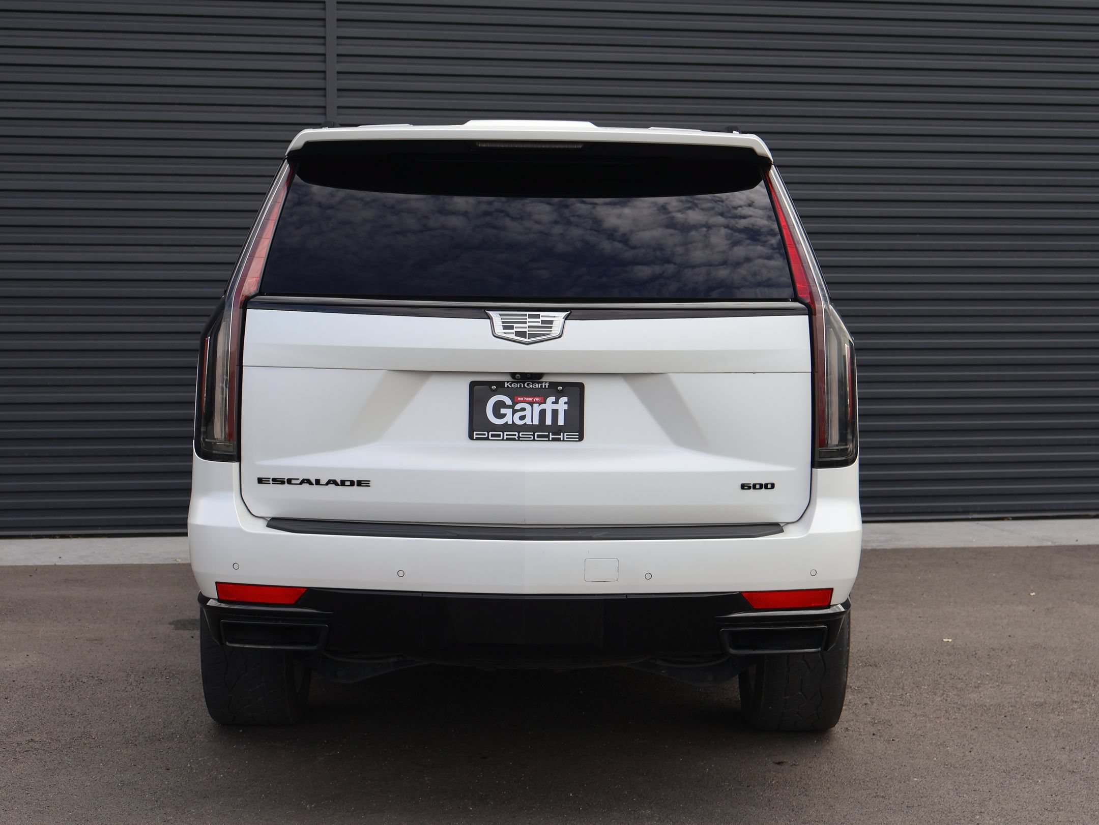 Used 2022 Cadillac Escalade Sport Platinum AWD/4WD image 6
