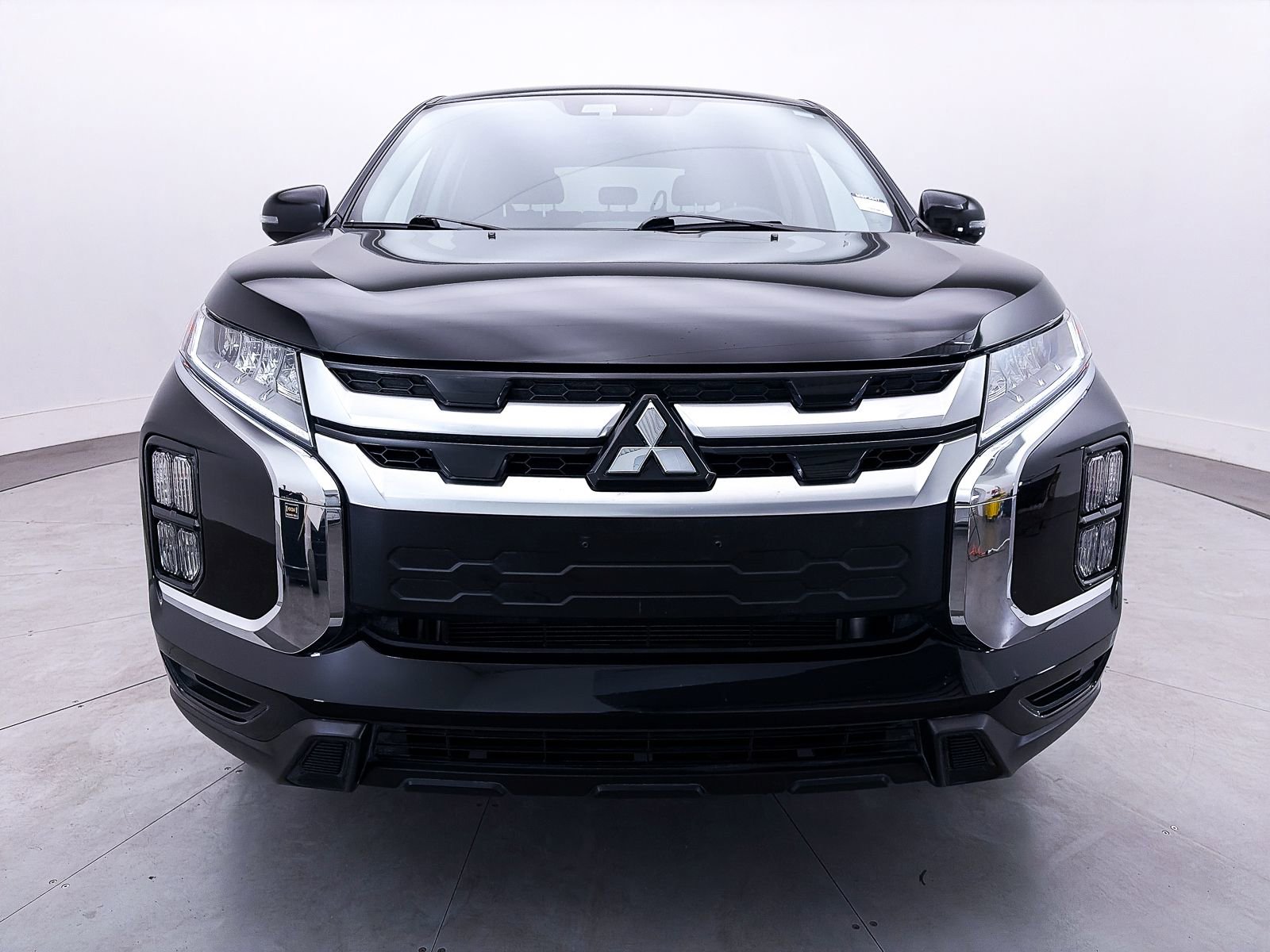 Used 2024 Mitsubishi Outlander Sport SE AWD/4WD image 9