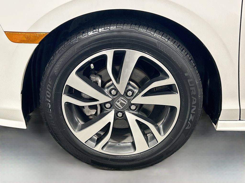 Used 2024 Honda Odyssey Touring image 32