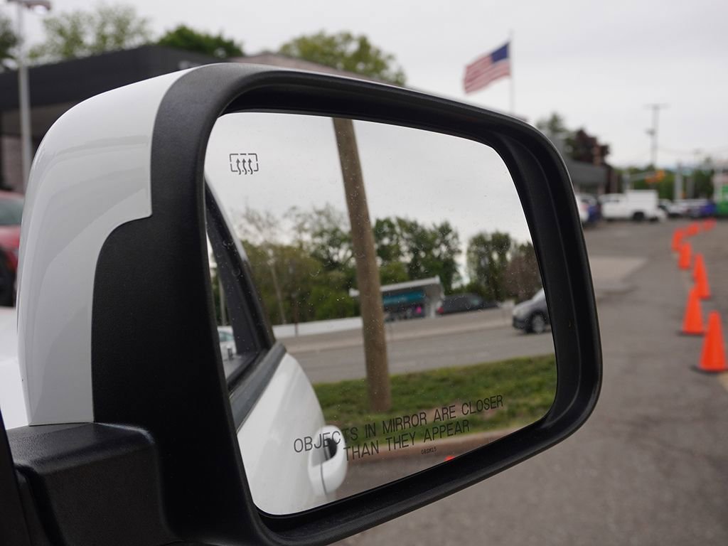 Used 2015 Dodge Durango R/T w/ Trailer Tow Group IV AWD/4WD image 44