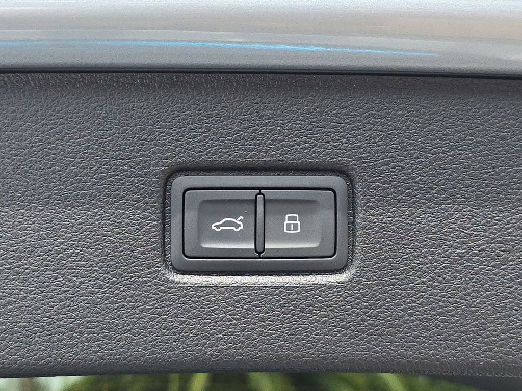 New 2026 Audi Q7 2.0T Premium Plus image 14