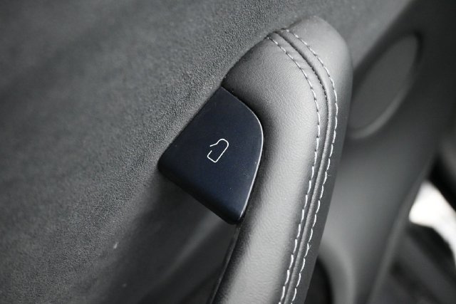Used 2024 Tesla Model 3 Long Range AWD/4WD image 14
