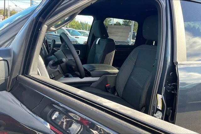New 2026 RAM 2500 Big Horn AWD/4WD image 9