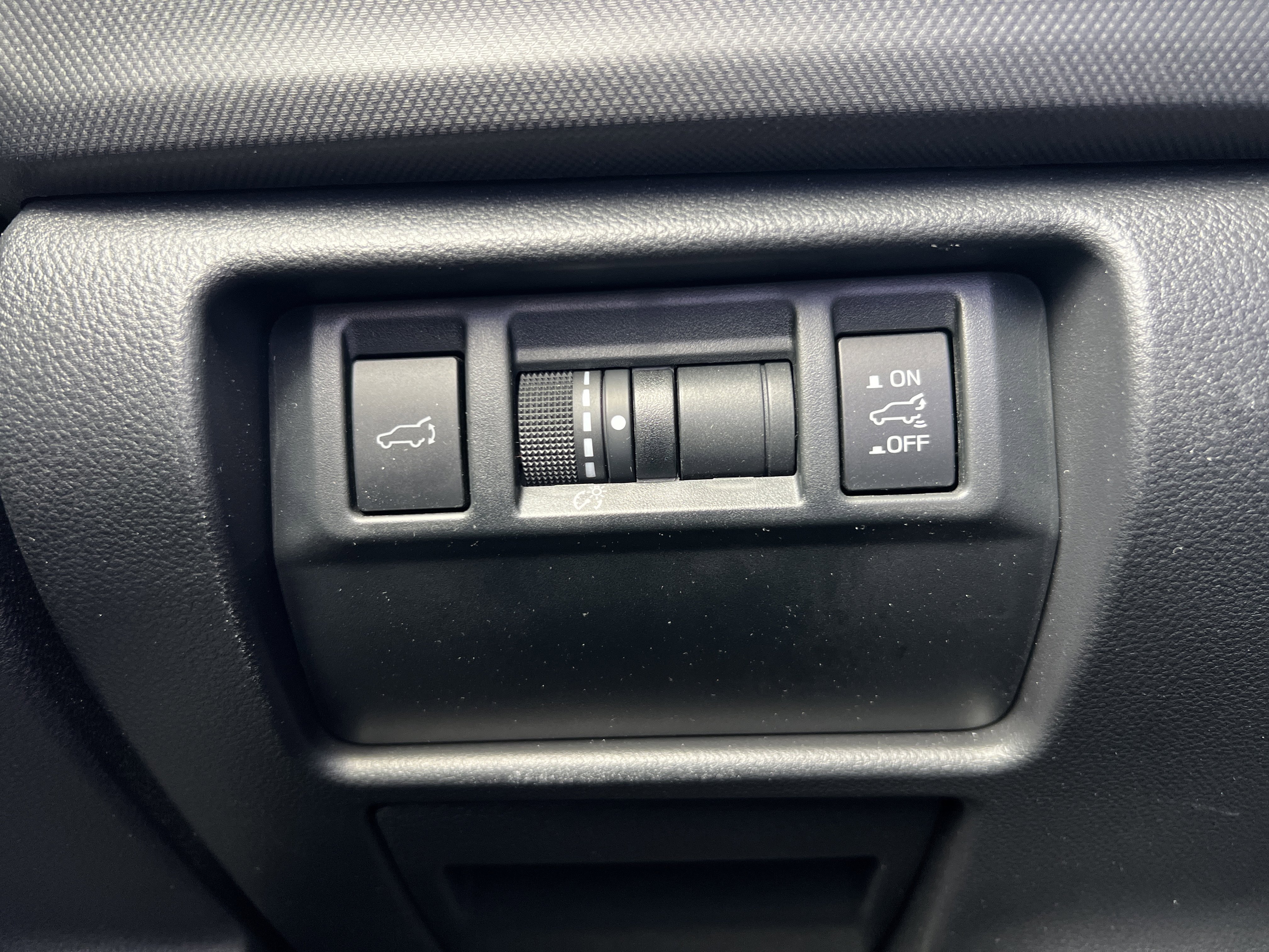 Used 2025 Subaru Forester Touring w/ Popular Package - Touring image 29