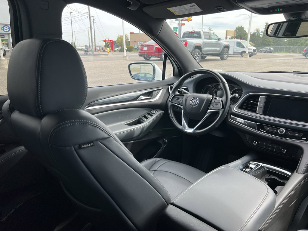 Used 2024 Buick Enclave Essence AWD/4WD image 35