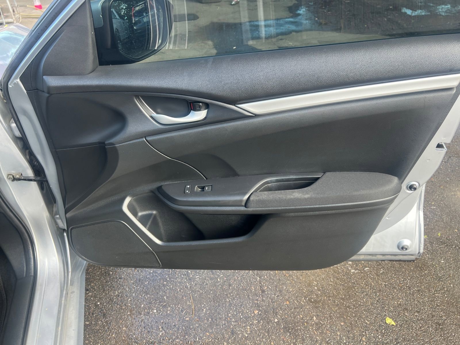 Used 2019 Honda Civic LX image 17