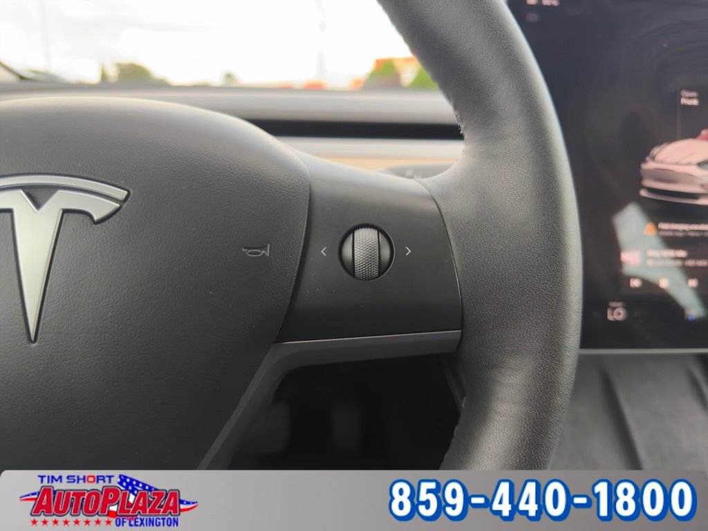 Used 2023 Tesla Model 3 Standard Range RWD image 12