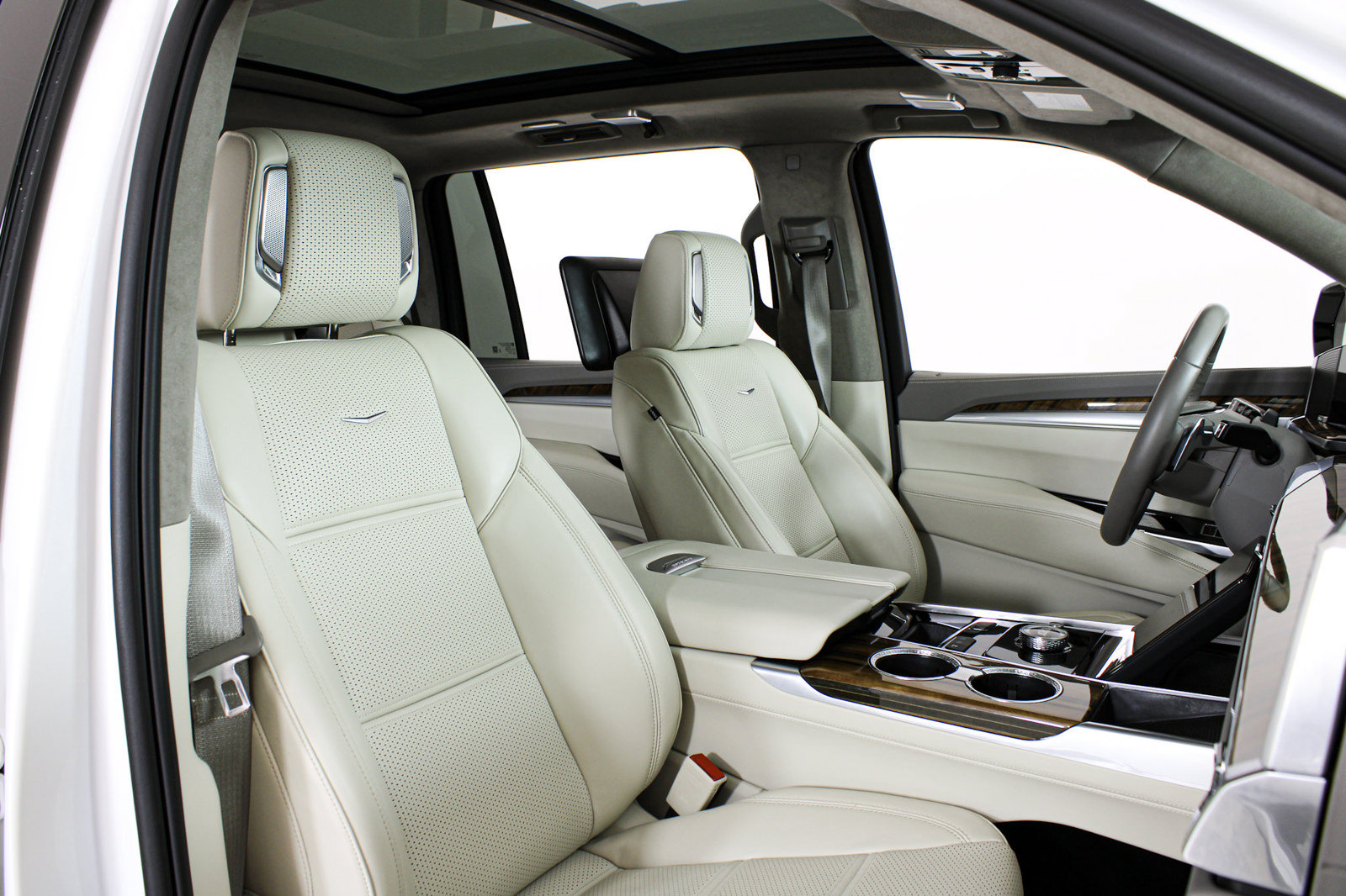 Used 2025 Cadillac Escalade ESV Sport Platinum RWD image 21