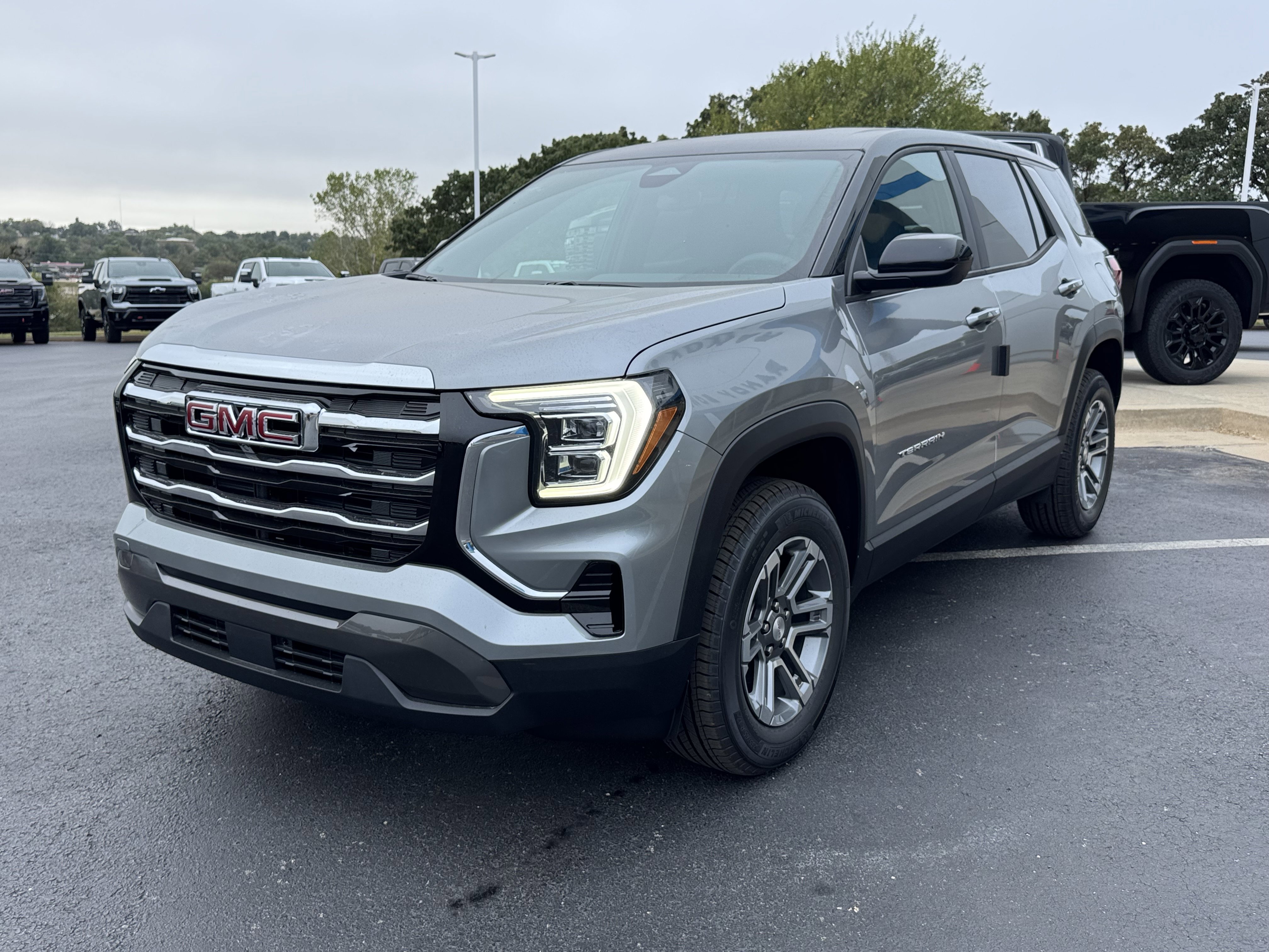 New 2026 GMC Terrain Elevation image 2