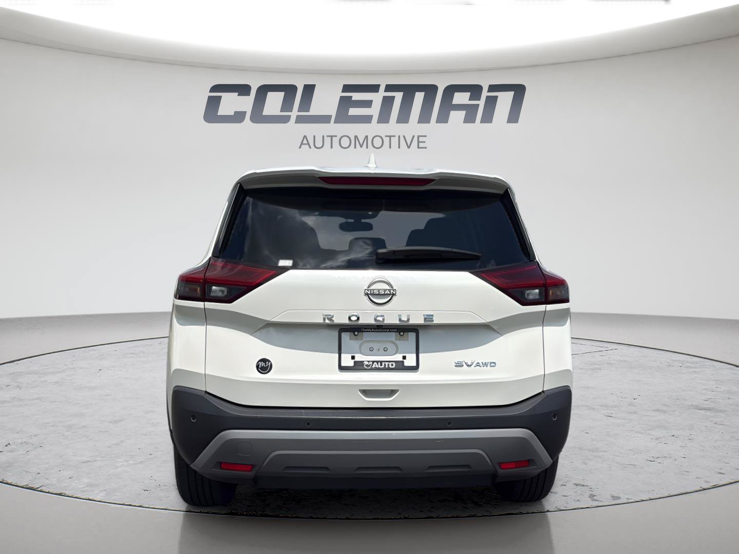 Used 2023 Nissan Rogue SV AWD/4WD image 4