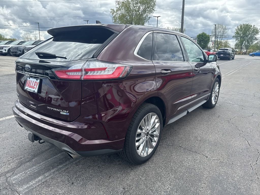 Used 2020 Ford Edge Titanium w/ Equipment Group 301A AWD/4WD image 3