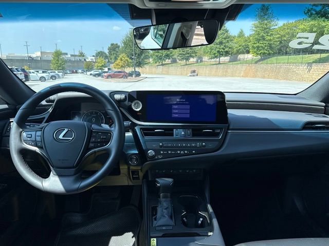 Used 2025 Lexus ES 350 w/ Premium Package FWD image 32